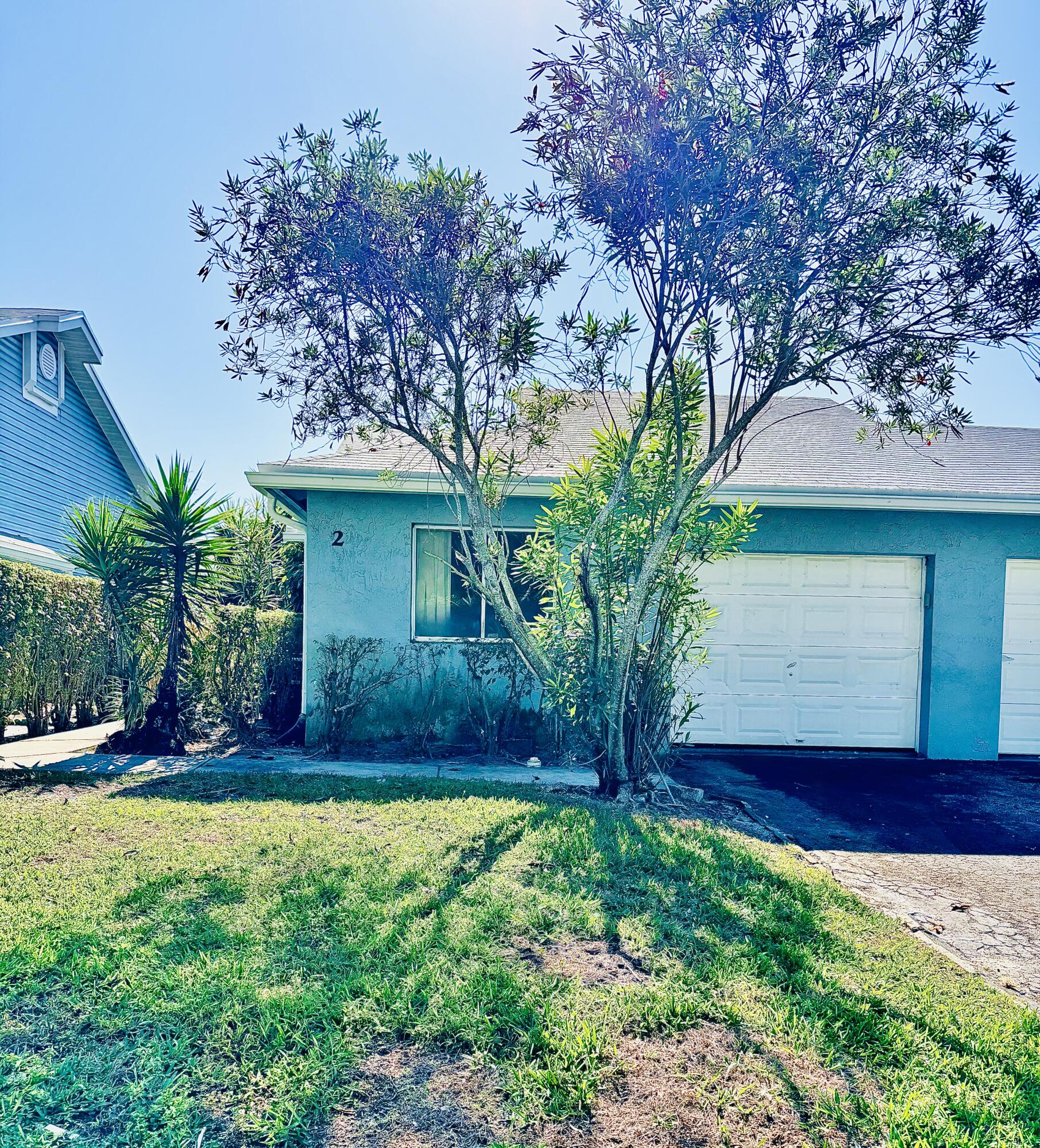 ISLAND CLUB - Residential