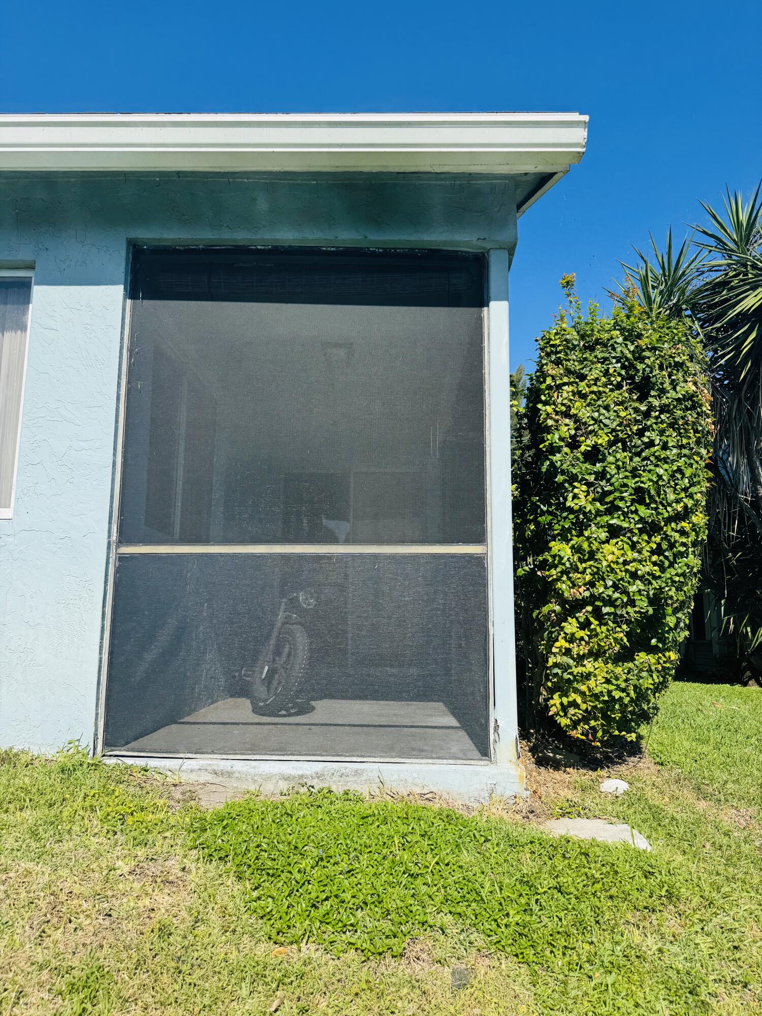 ISLAND CLUB - Residential