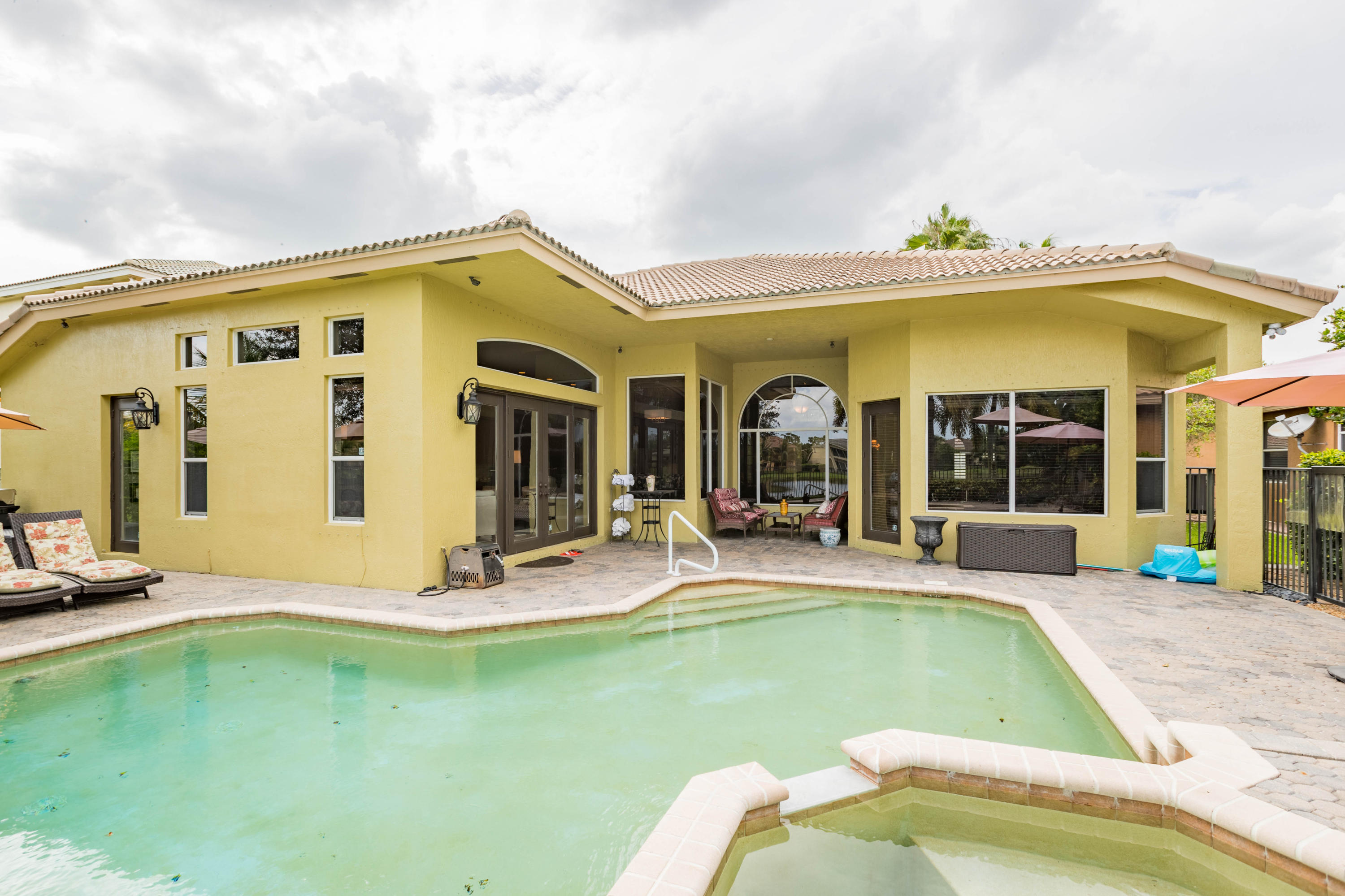 COUNTRYSIDE ESTATES - Residential