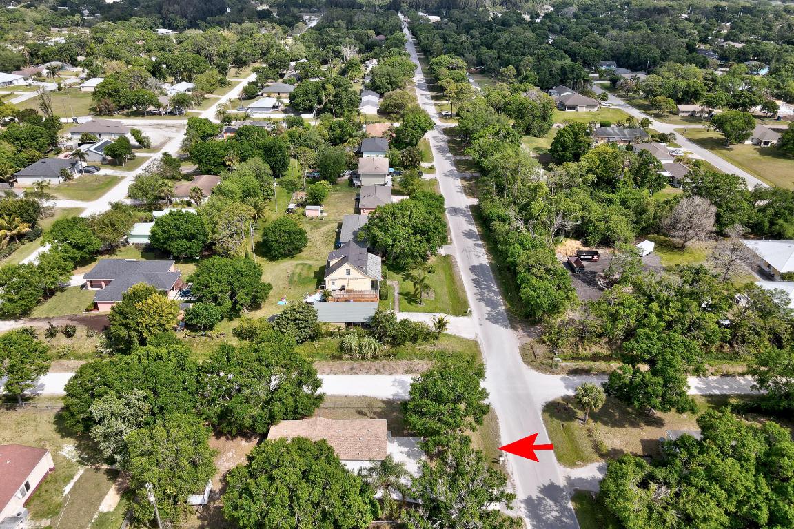 TOWN OF FELLSMERE - Residential