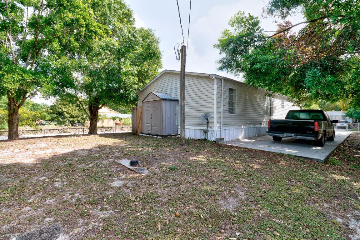 TOWN OF FELLSMERE - Residential