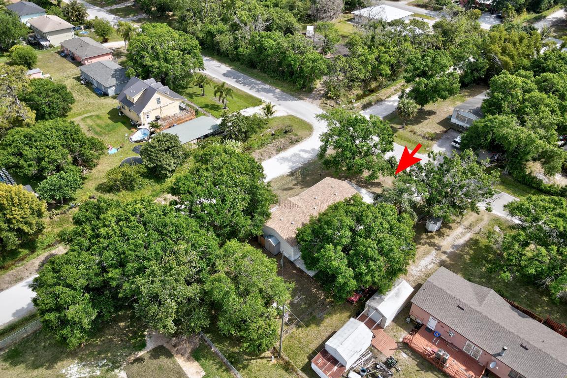 TOWN OF FELLSMERE - Residential