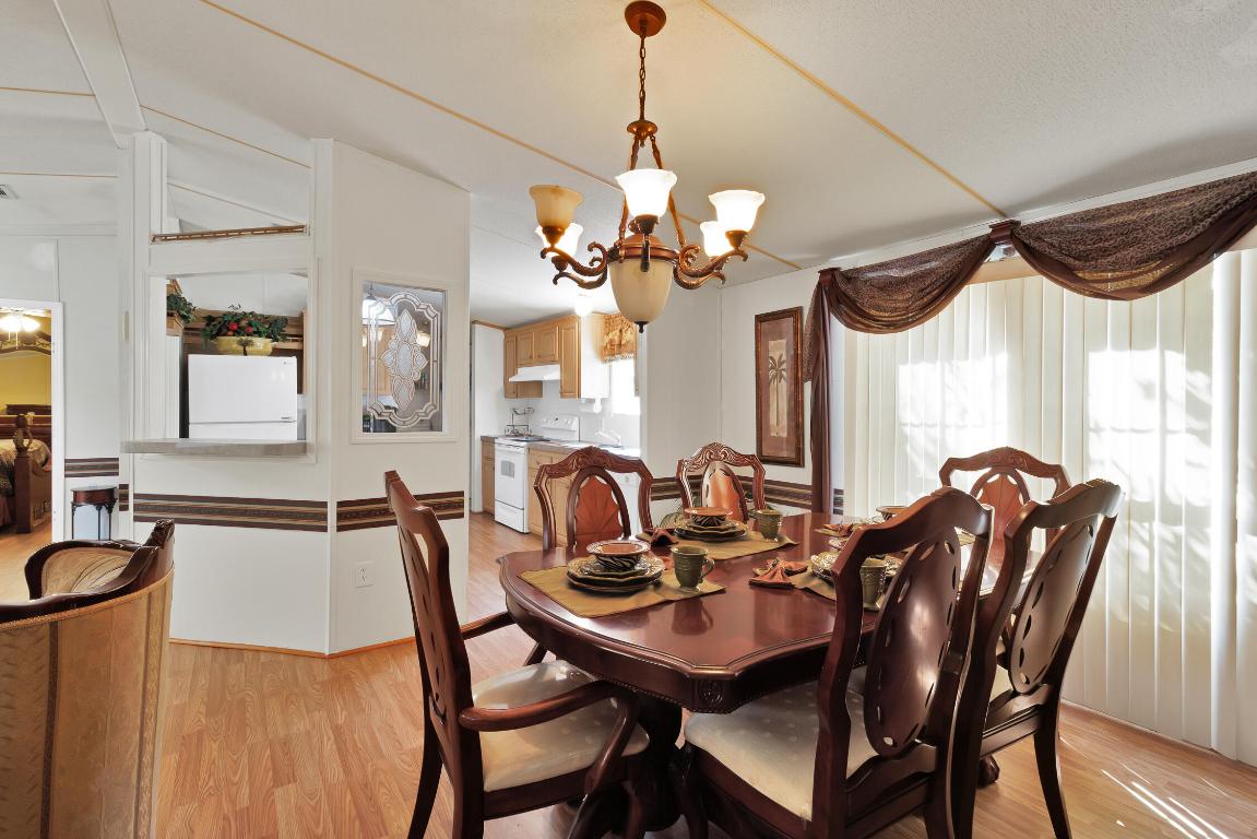 TOWN OF FELLSMERE - Residential