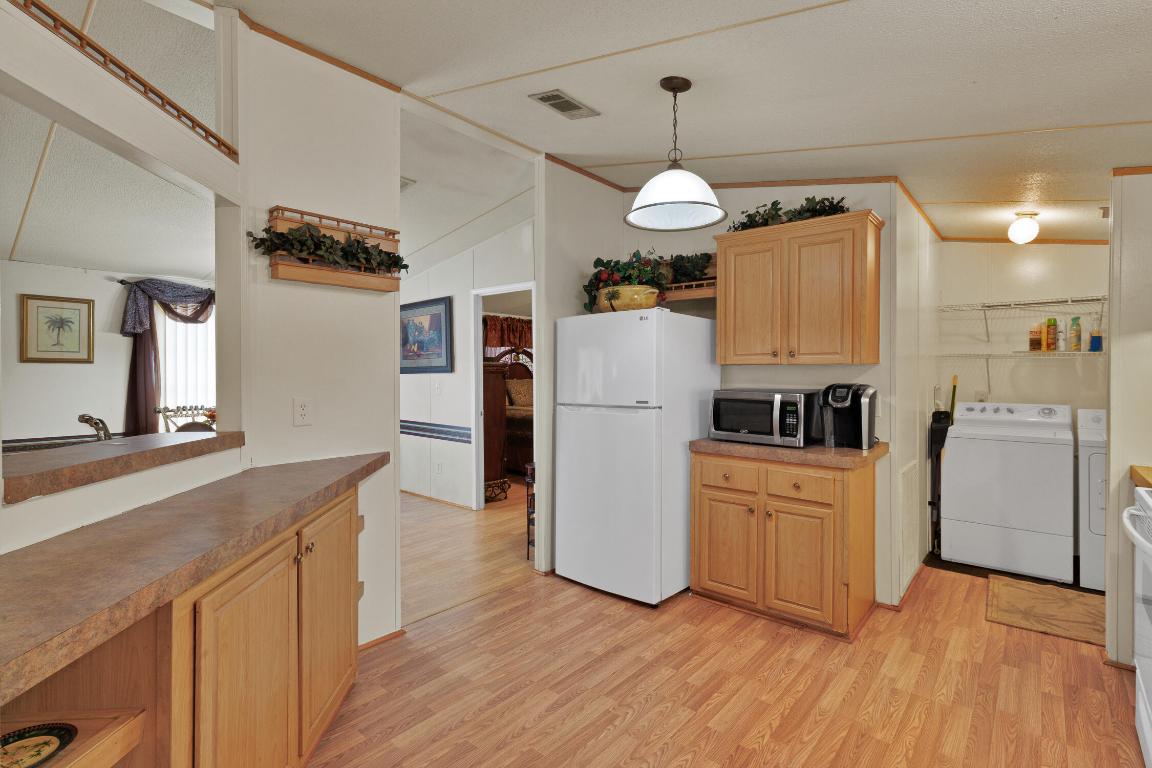 TOWN OF FELLSMERE - Residential