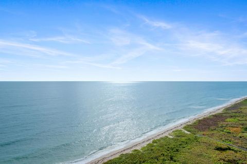 A home in Hutchinson Island