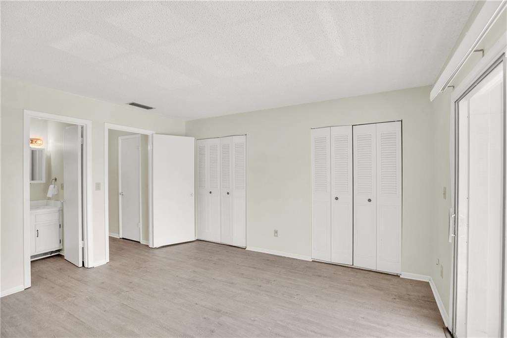 VISTA ROYALE PHASE IV BLDGS 83-111 - Residential