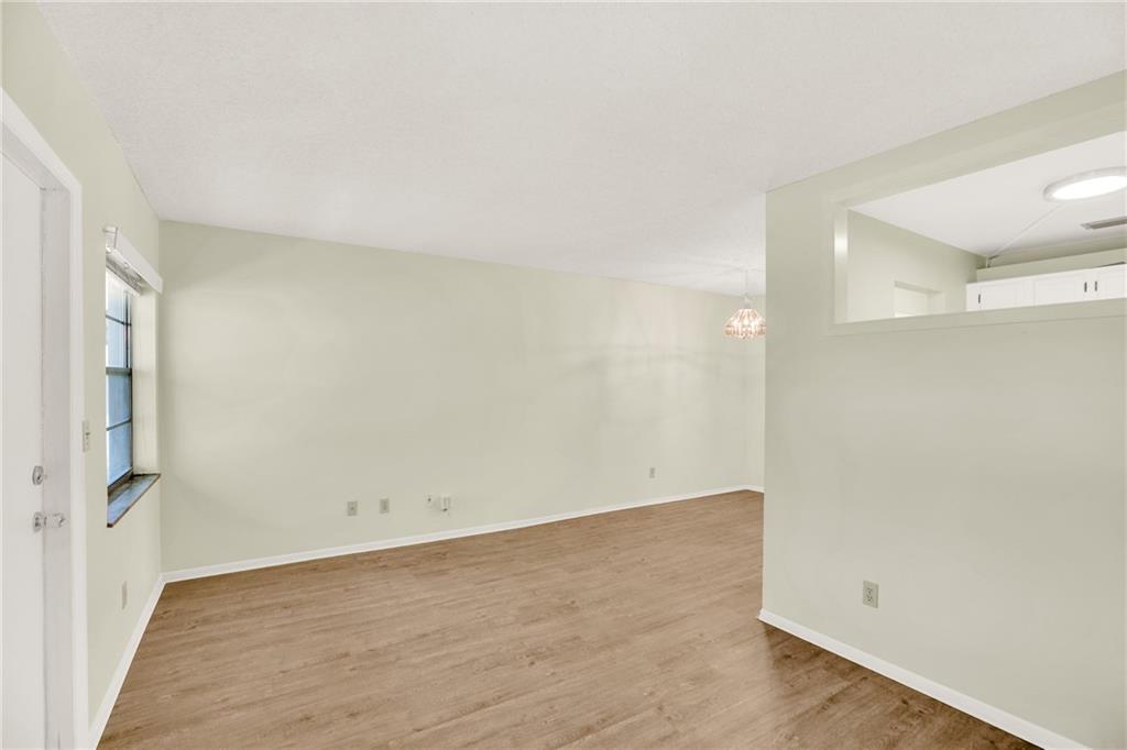 VISTA ROYALE PHASE IV BLDGS 83-111 - Residential