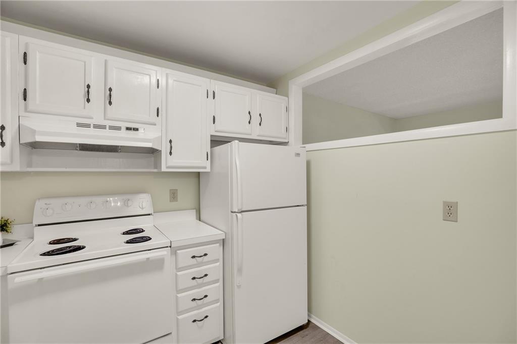 VISTA ROYALE PHASE IV BLDGS 83-111 - Residential