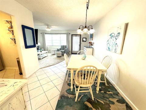 Tiny photo for 131 Oakridge J #131, Deerfield Beach, FL 33442 (MLS # B26025984)