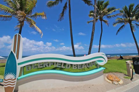 Tiny photo for 131 Oakridge J #131, Deerfield Beach, FL 33442 (MLS # B26025984)