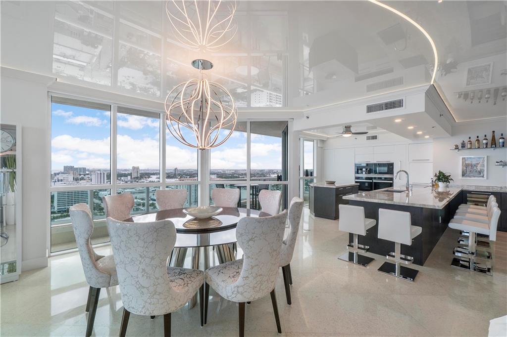 Las Olas Beach Club - Residential