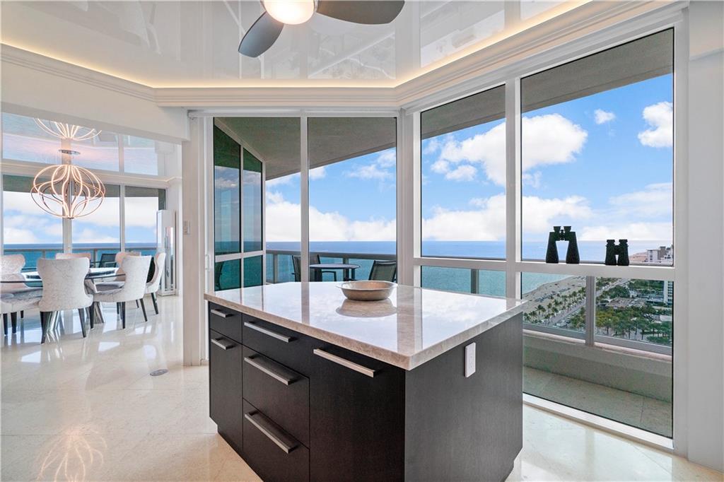 Las Olas Beach Club - Residential