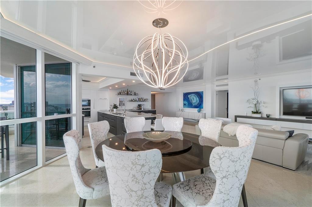 Las Olas Beach Club - Residential