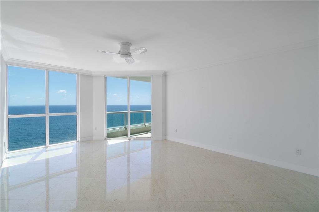 Las Olas Beach Club - Residential