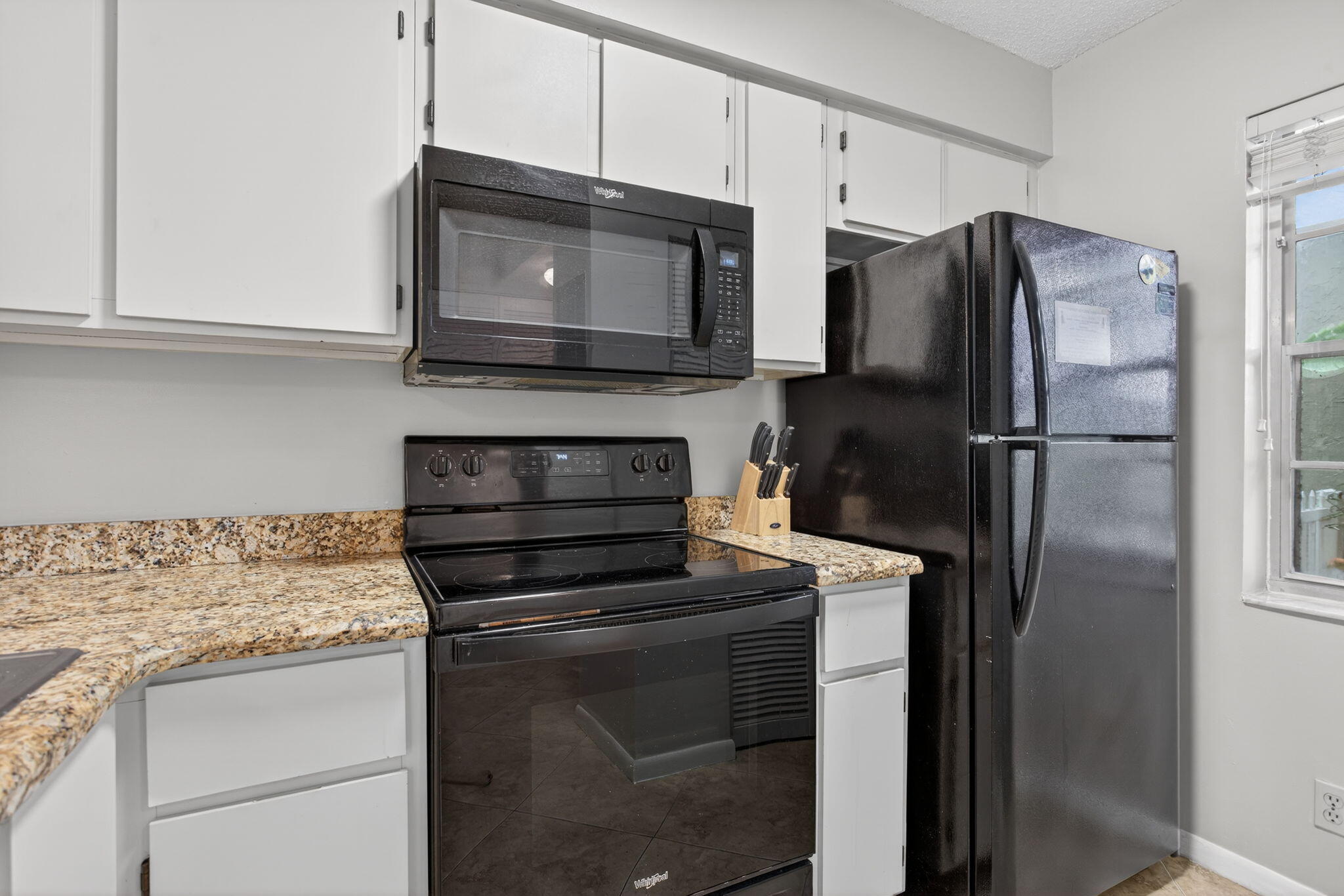 CYPRESS BEND CONDOMINIUM VII - Residential