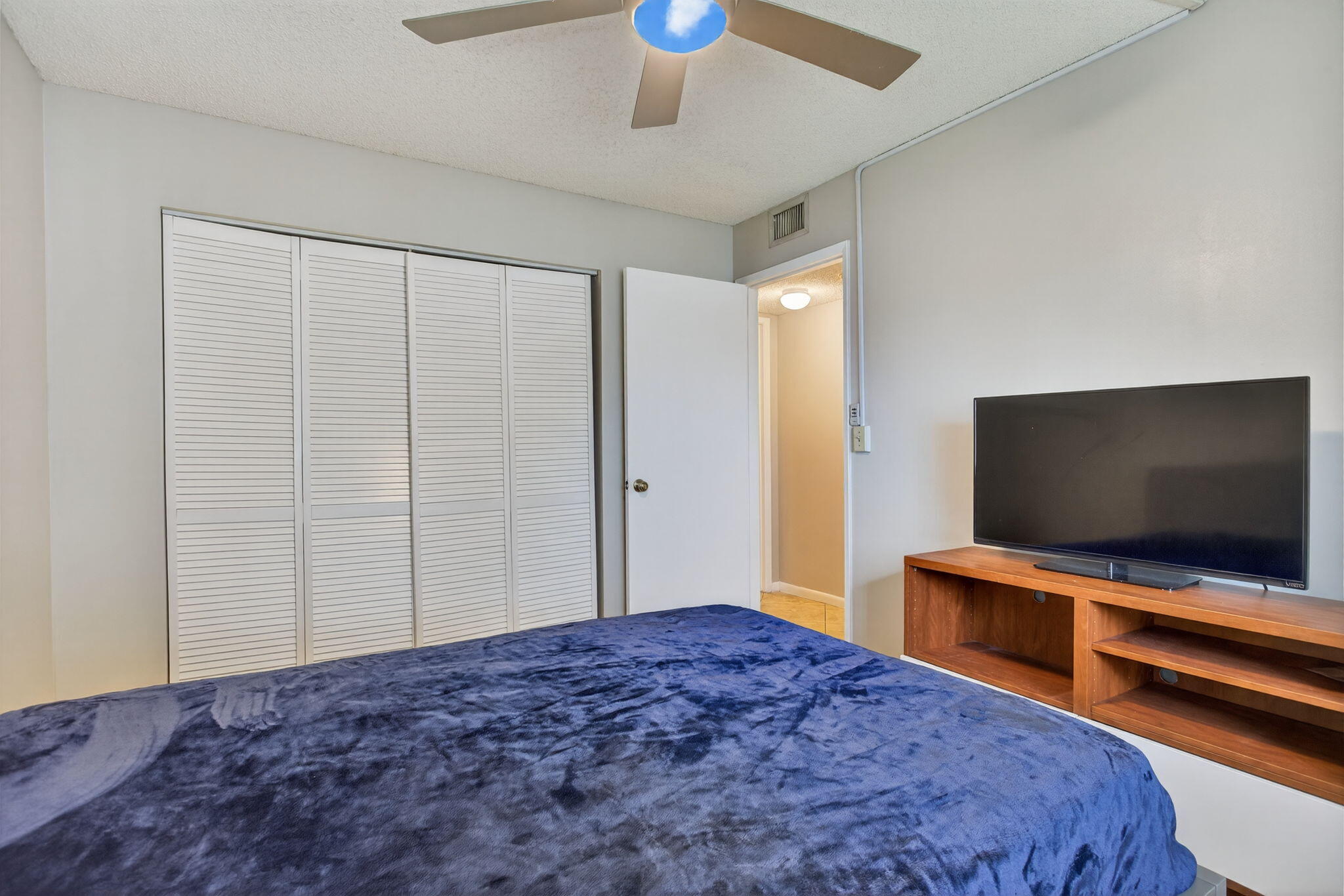 CYPRESS BEND CONDOMINIUM VII - Residential