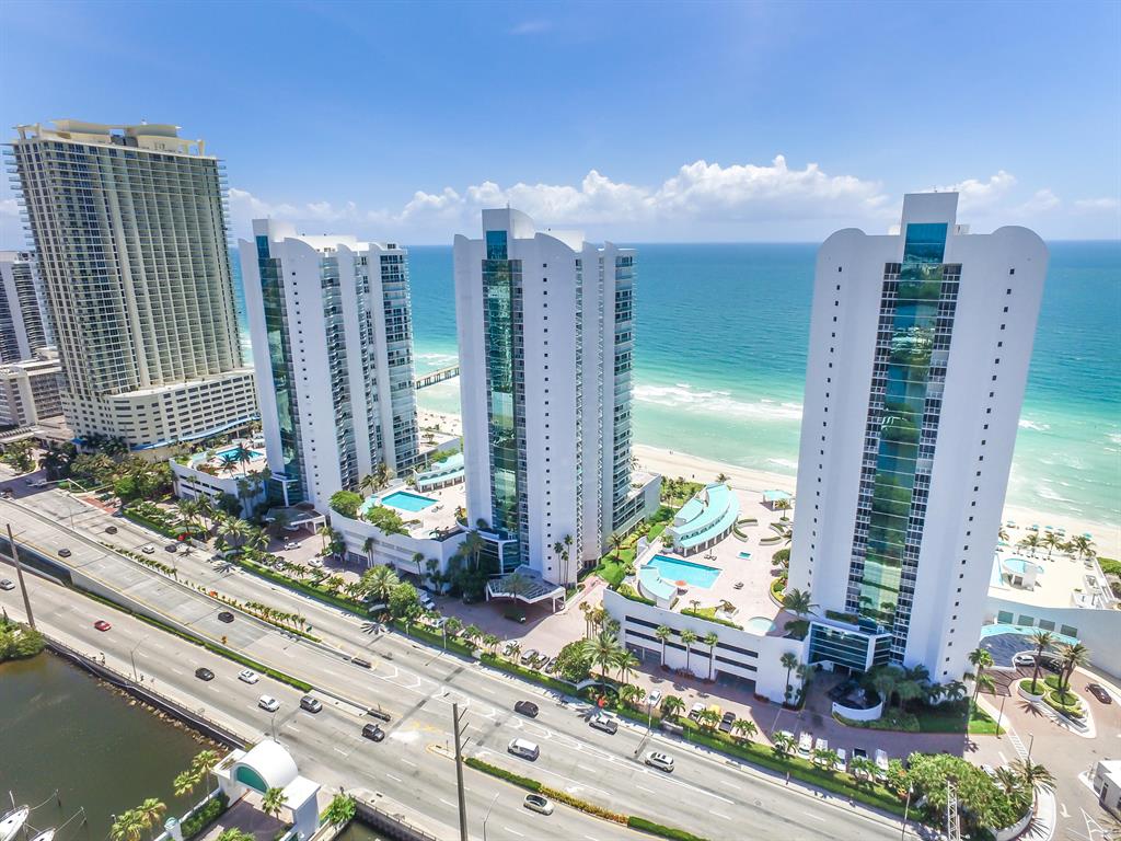 OCEANIA II CONDO - Residential