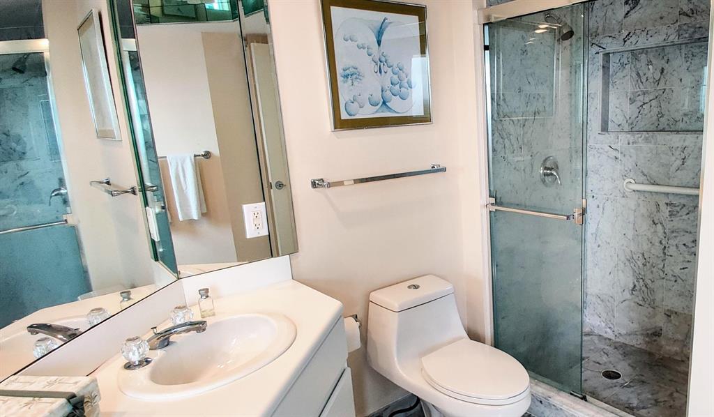 OCEANIA II CONDO - Residential