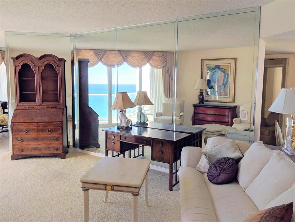 OCEANIA II CONDO - Residential