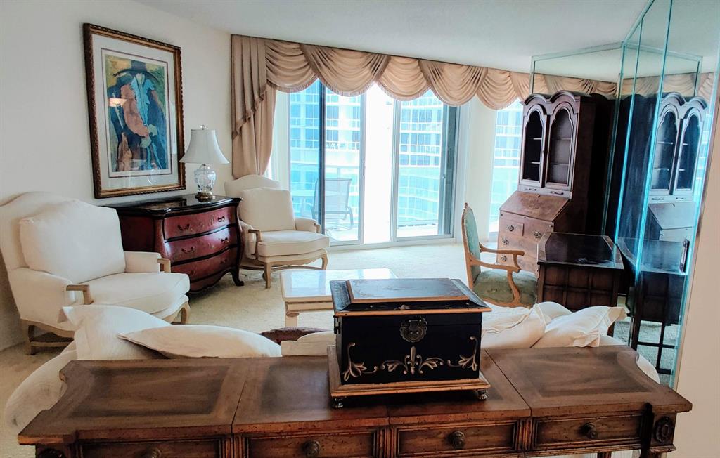 OCEANIA II CONDO - Residential