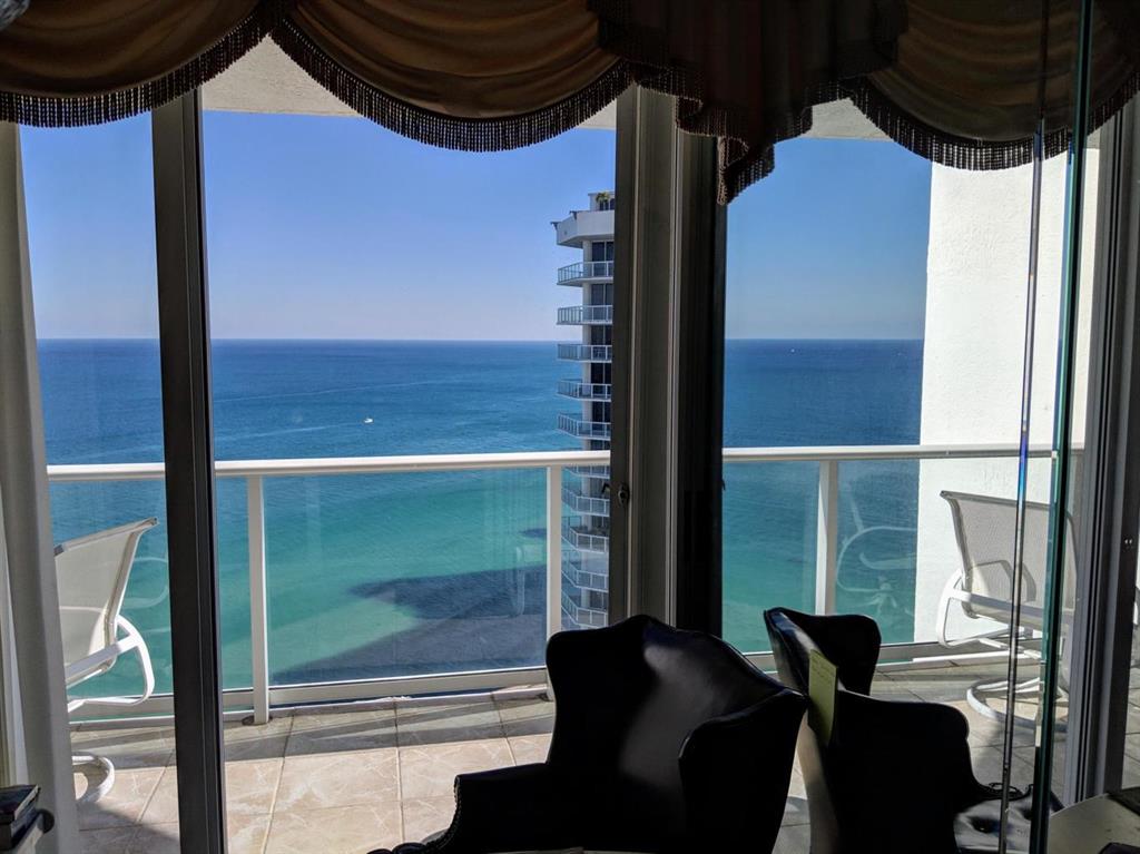 OCEANIA II CONDO - Residential