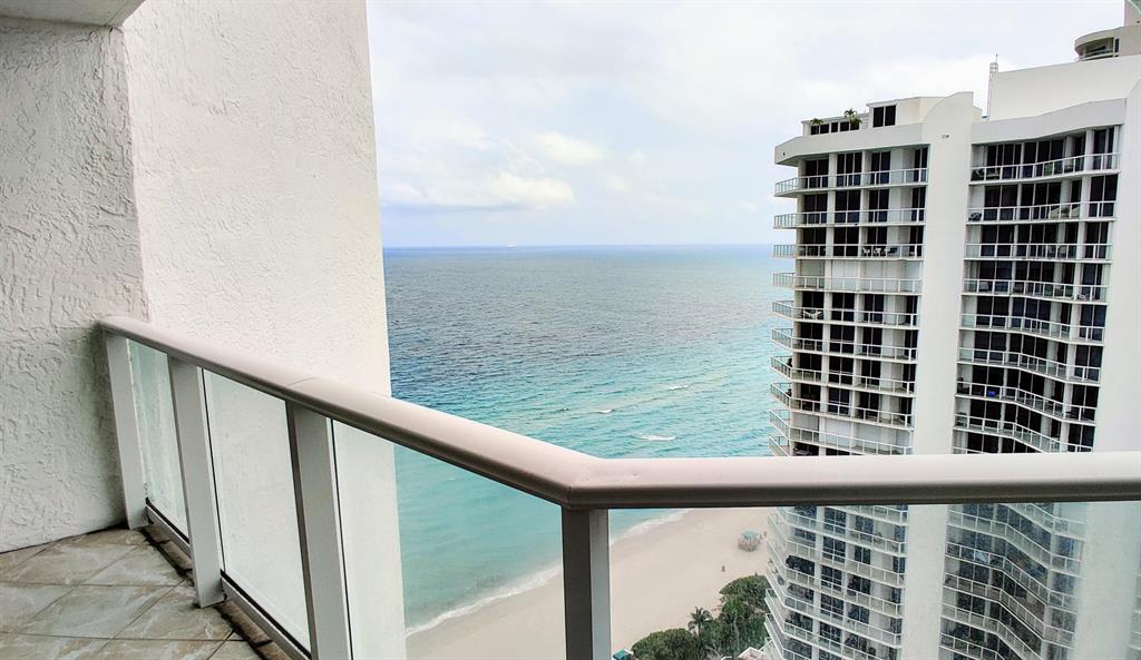 OCEANIA II CONDO - Residential