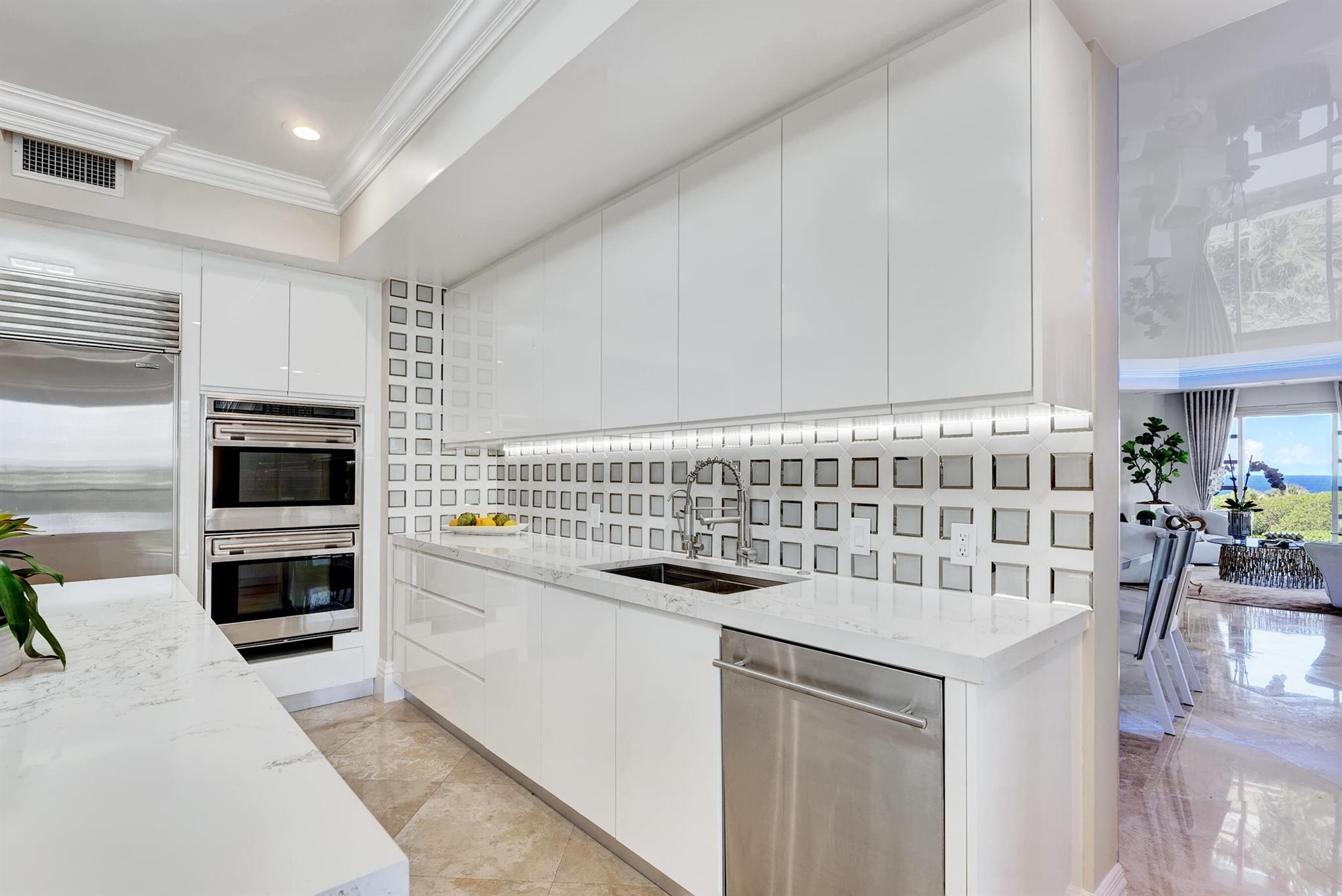 MERIDIAN AT ONE NORTH OCE - Residential