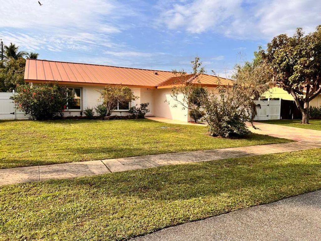 Photo of 1580 NW 11th Street, Boca Raton, FL 33486 (MLS # R11096067)