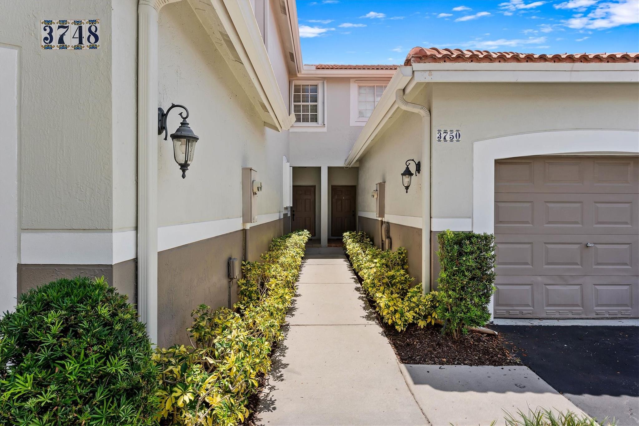 3748 San Simeon Cir