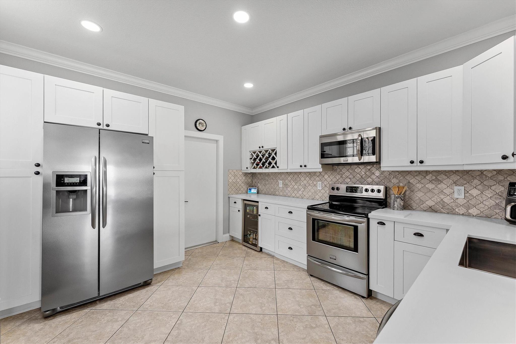 3748 San Simeon Cir