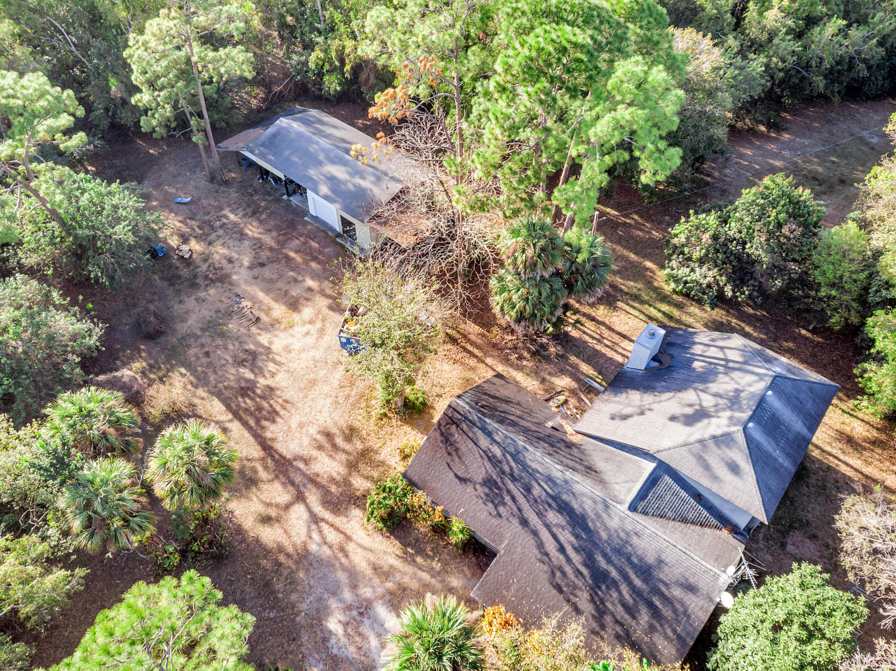 LOXAHATCHEE GROVES - Residential