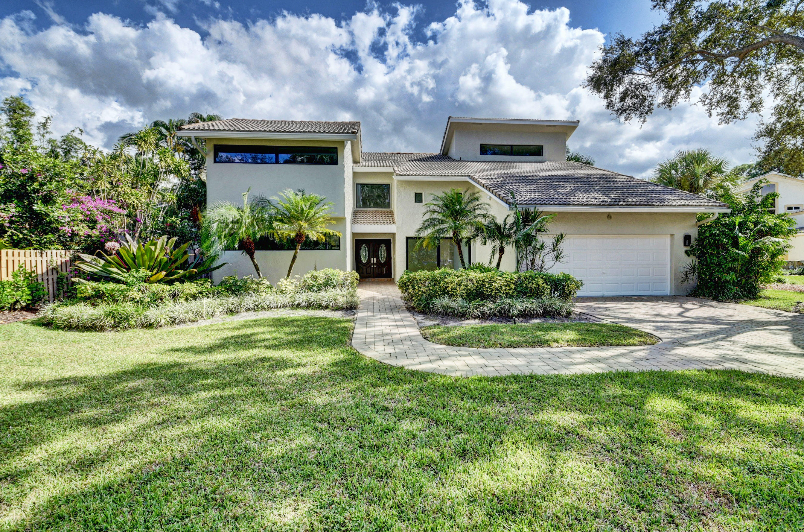 Colonnade - Residential Lease