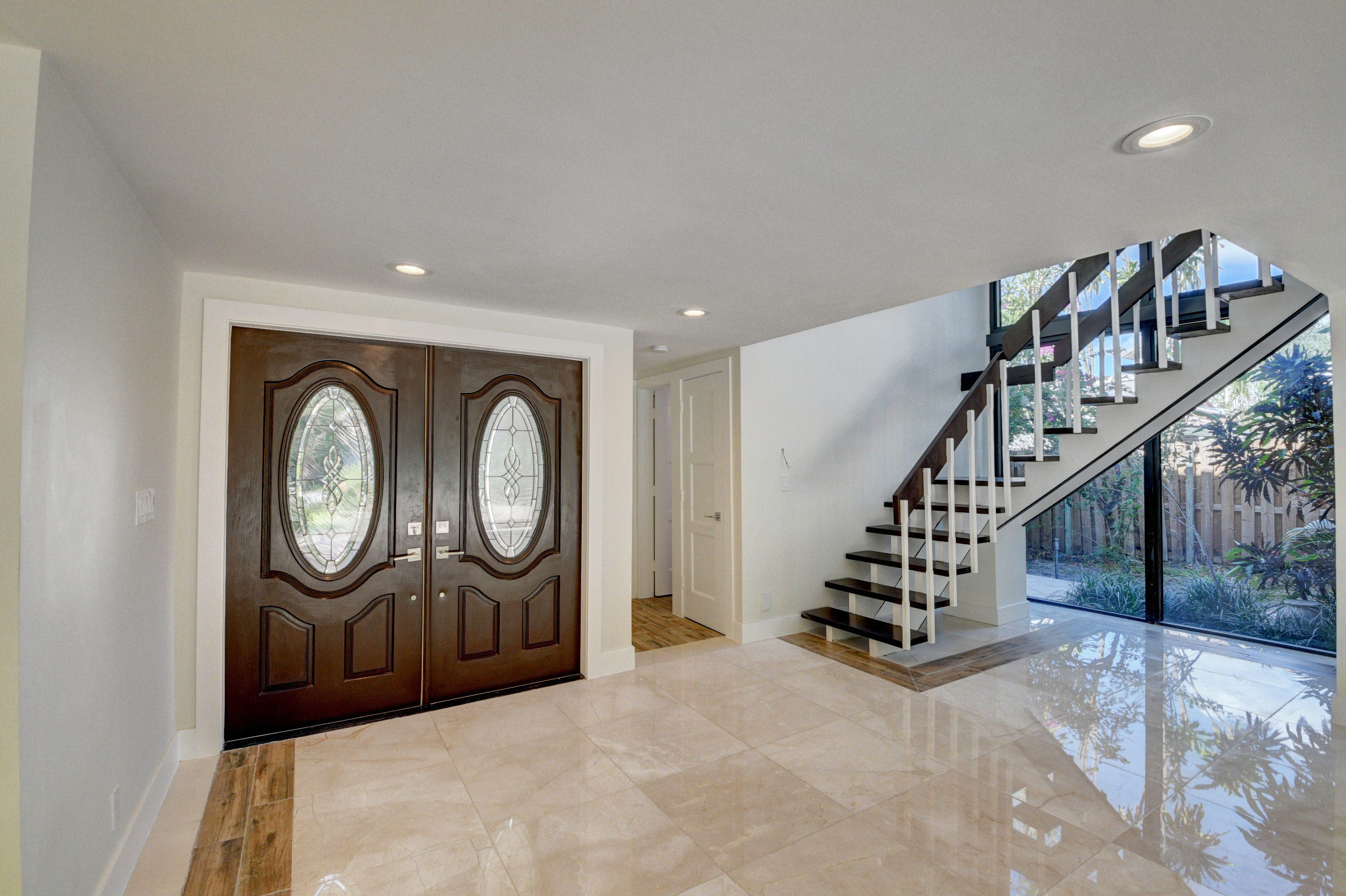 Colonnade - Residential Lease