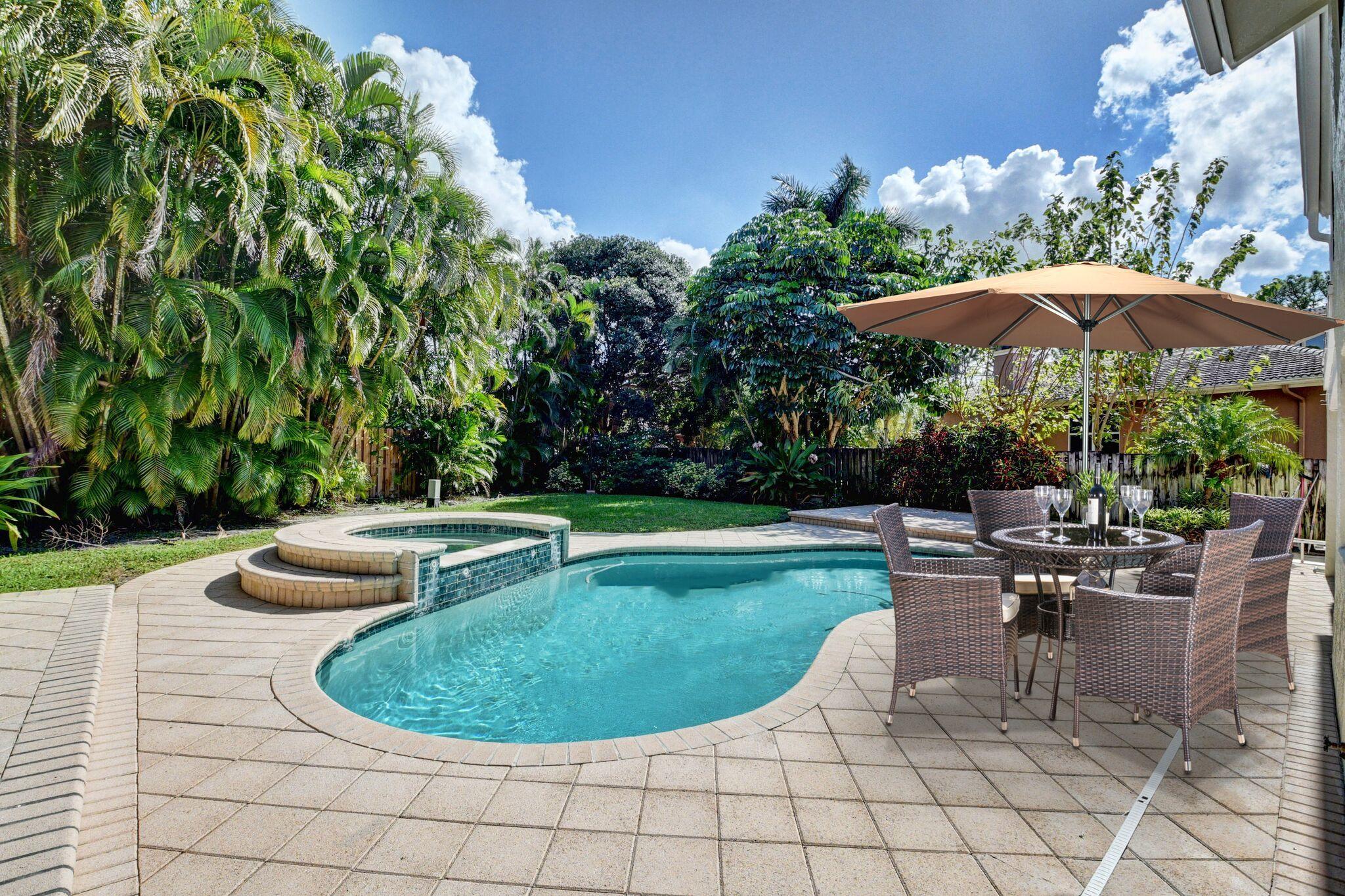 Colonnade - Residential Lease