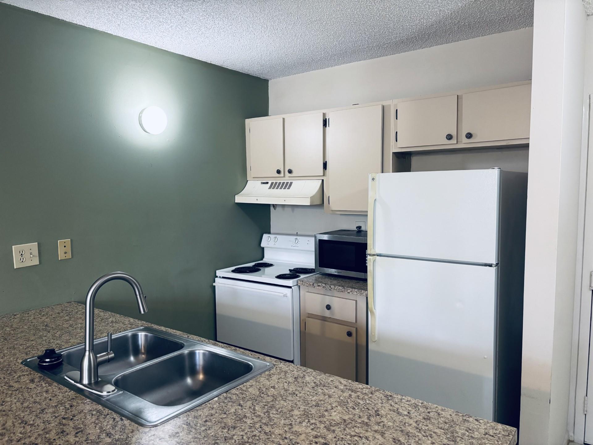 Coral Spgs Tower Club - Residential Lease