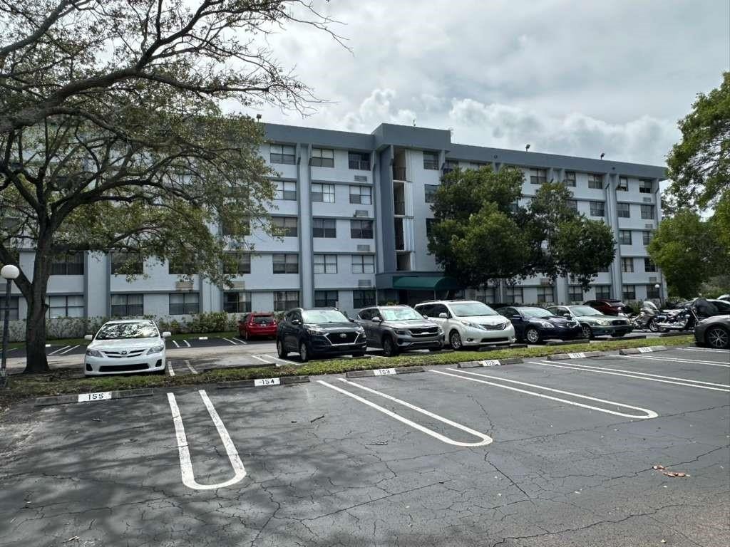 Coral Spgs Tower Club - Residential Lease