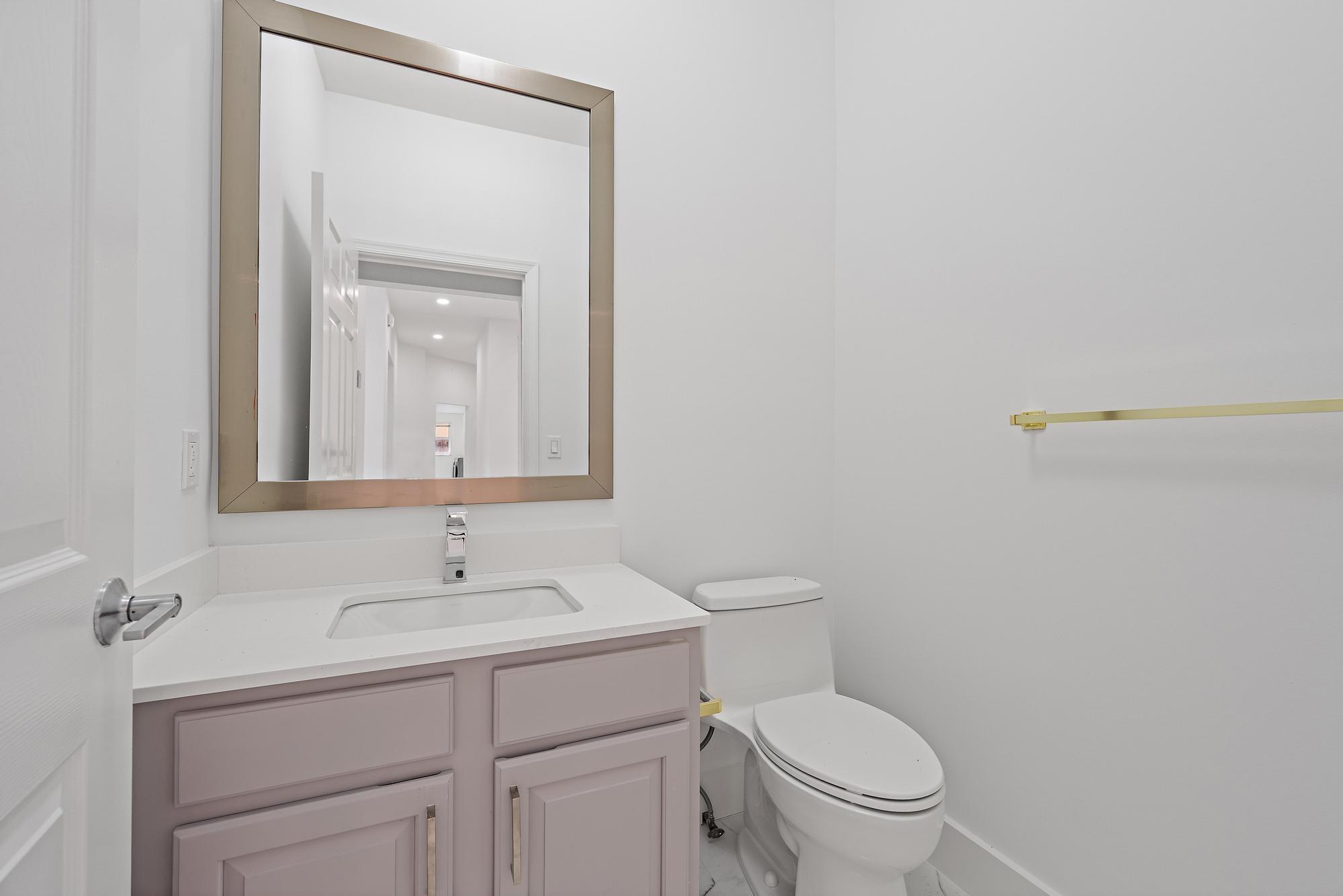 CRYSTAL POINTE 1 - Residential