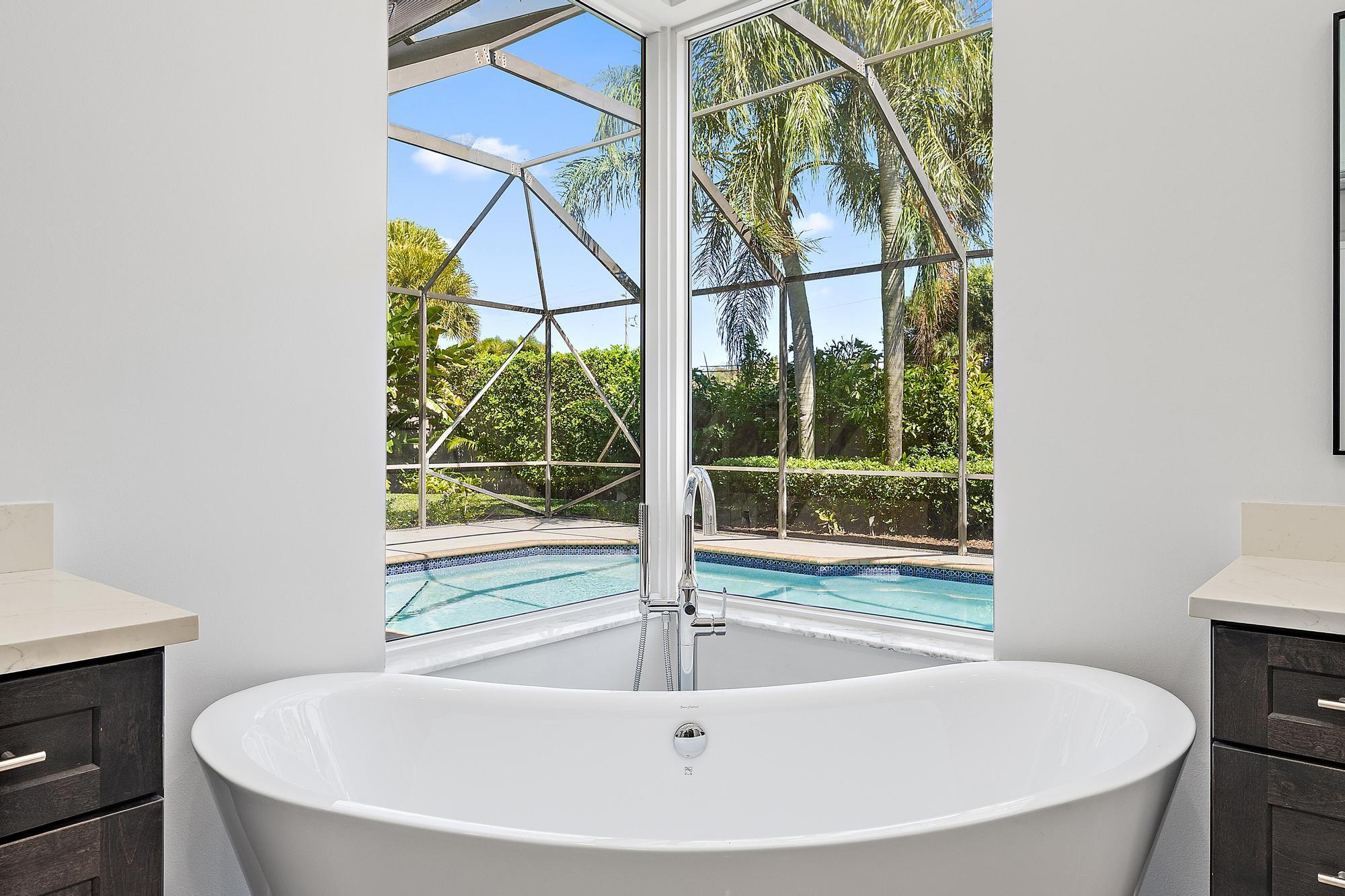 CRYSTAL POINTE 1 - Residential