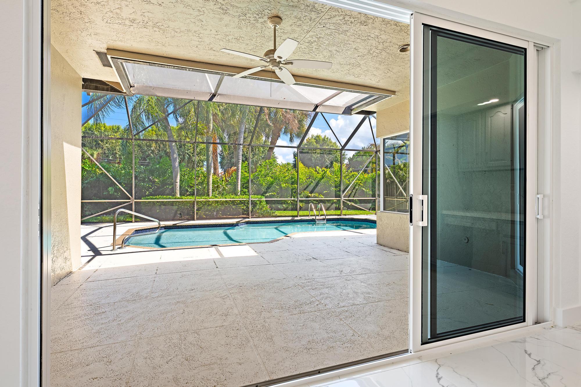 CRYSTAL POINTE 1 - Residential