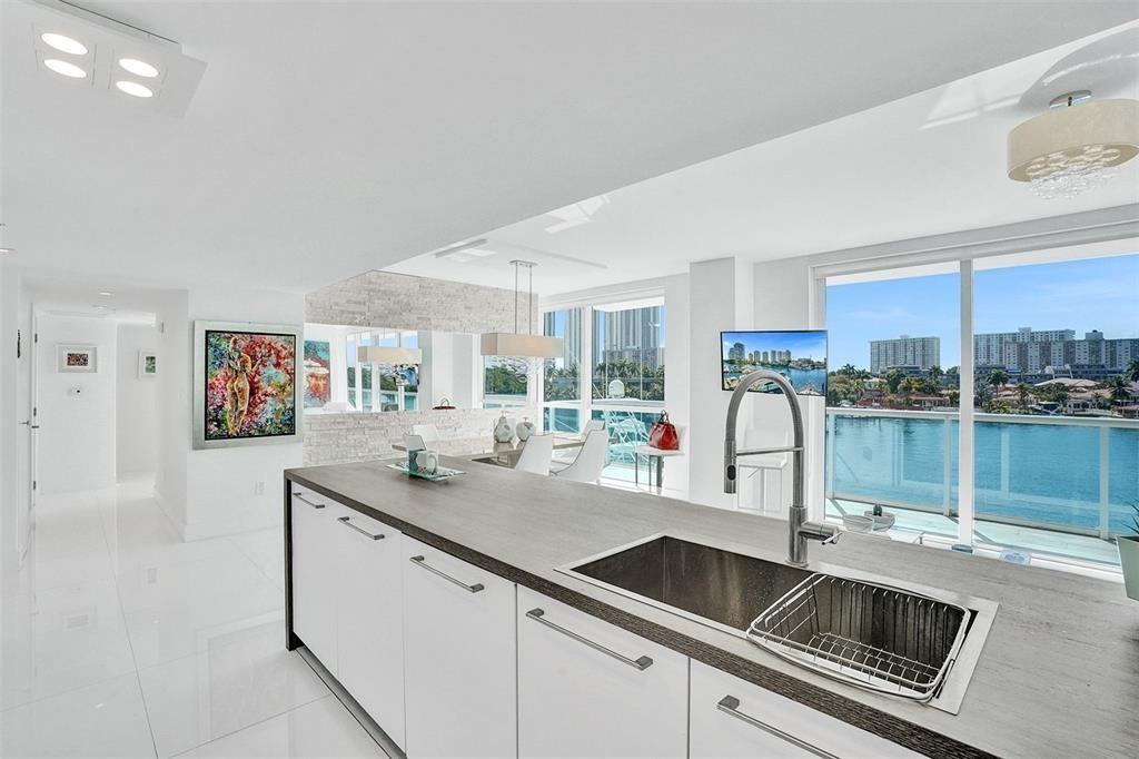 400 Sunny Isles Condo - Residential Lease