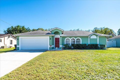 A home in Port St Lucie