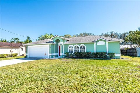 A home in Port St Lucie