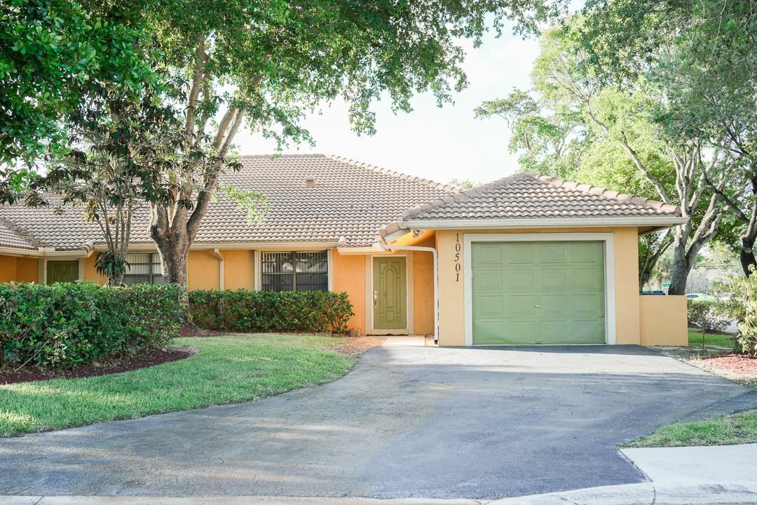 Spacious 3-bedroom, 2-bathroom duplex in the heart of Downtown Coral Springs! This 1,777 sq ft home features a remodeled kitchen with ample custom cabinetry, oversized family and dining rooms, generously sized bedrooms, 1 car garage plus large driveway, and in-unit laundry. Enjoy the screened-in patio with access to a private backyard—perfect for relaxing or entertaining. Located in a quiet residential area with no HOA and just minutes from top-rated schools, restaurants, grocery stores, and major highways. Quick approval process! Available now—don’t miss out!