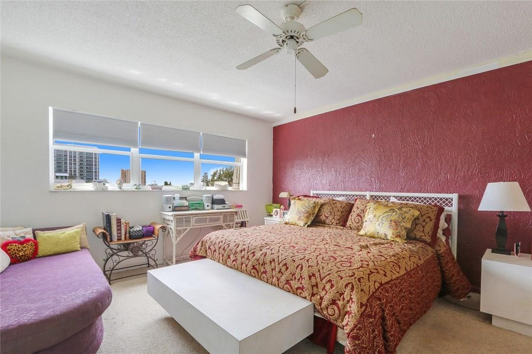 Christopher House - Residential