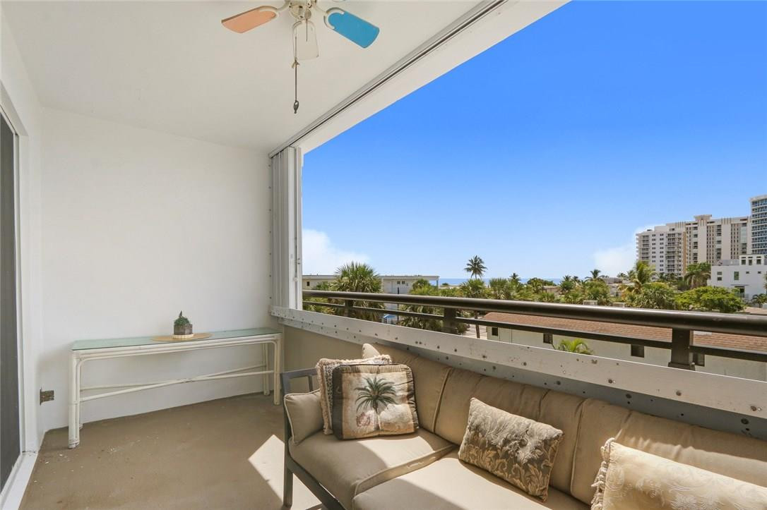 Christopher House - Residential