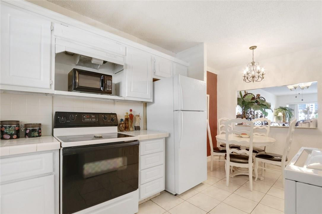 Christopher House - Residential