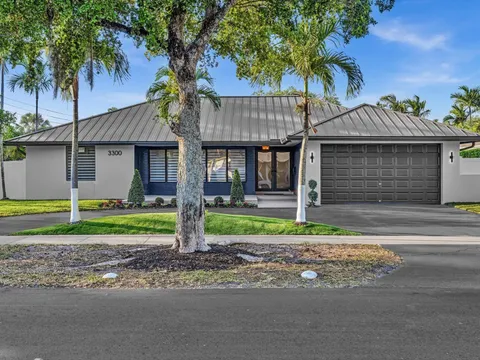 3300 N Hills Dr, Hollywood, FL MLS: F10493374