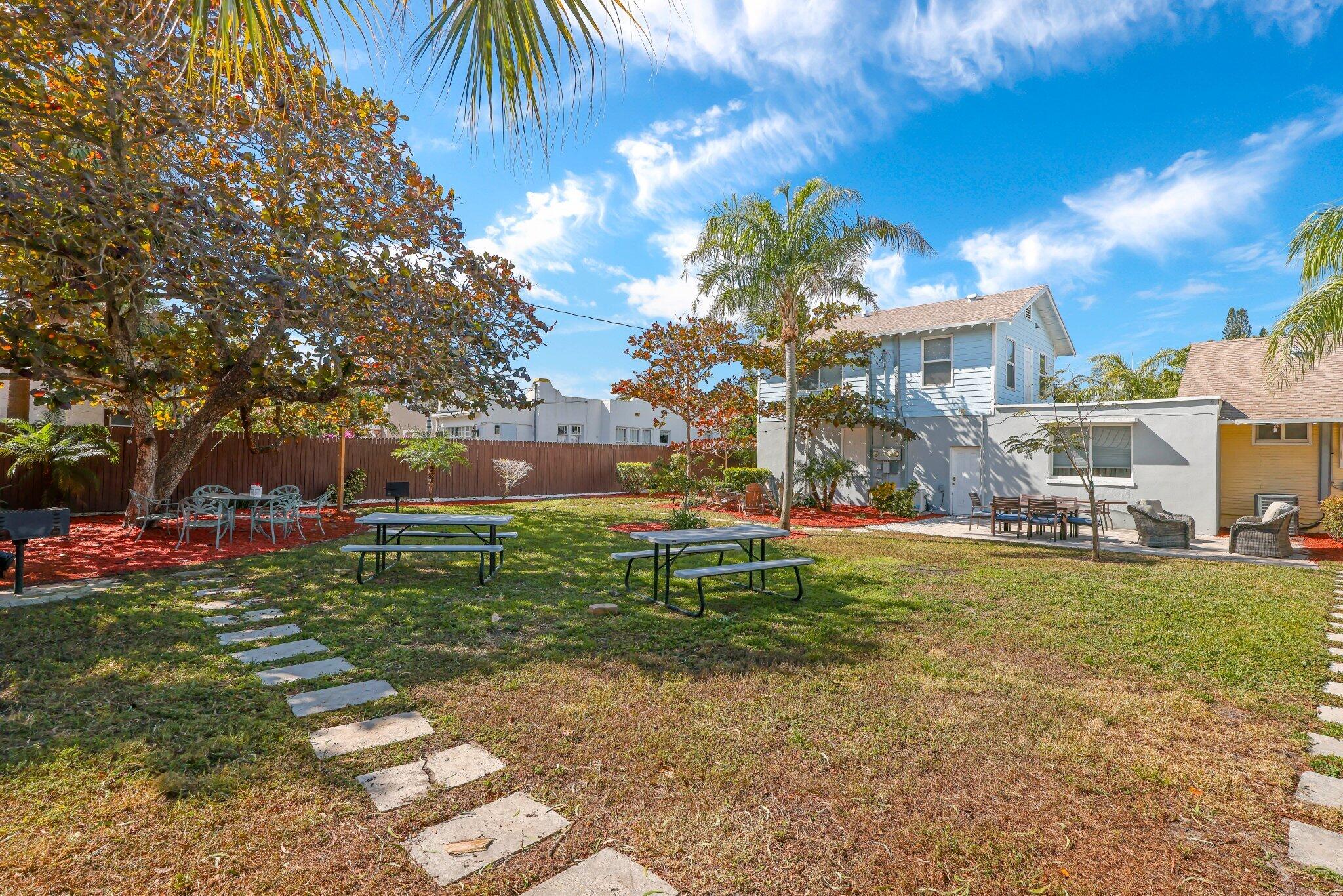 LAKE WORTH TOWN OF ADD 1 - Residential Income