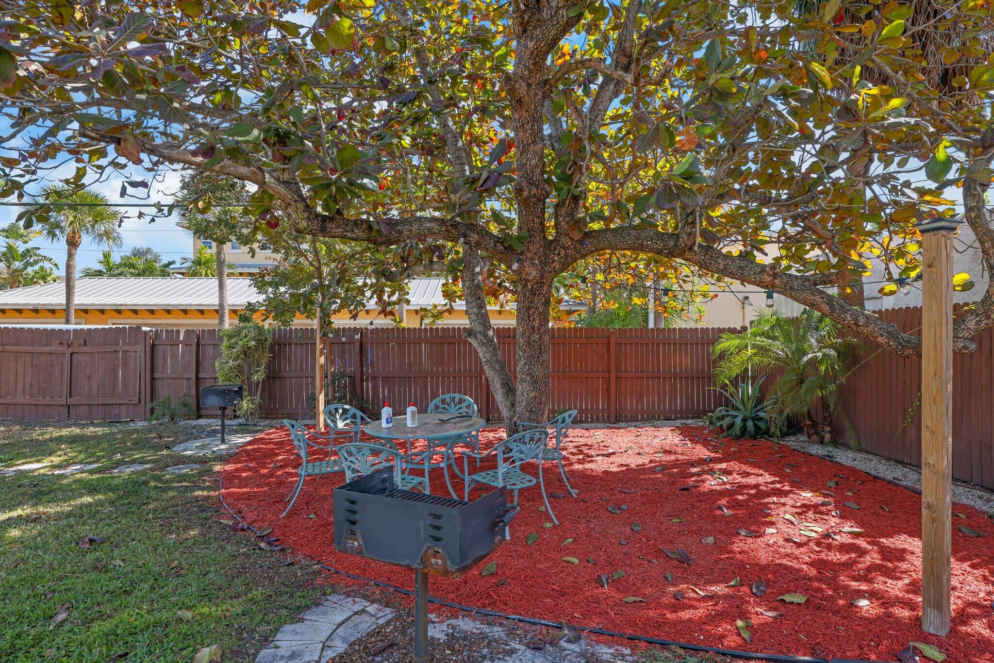 LAKE WORTH TOWN OF ADD 1 - Residential Income