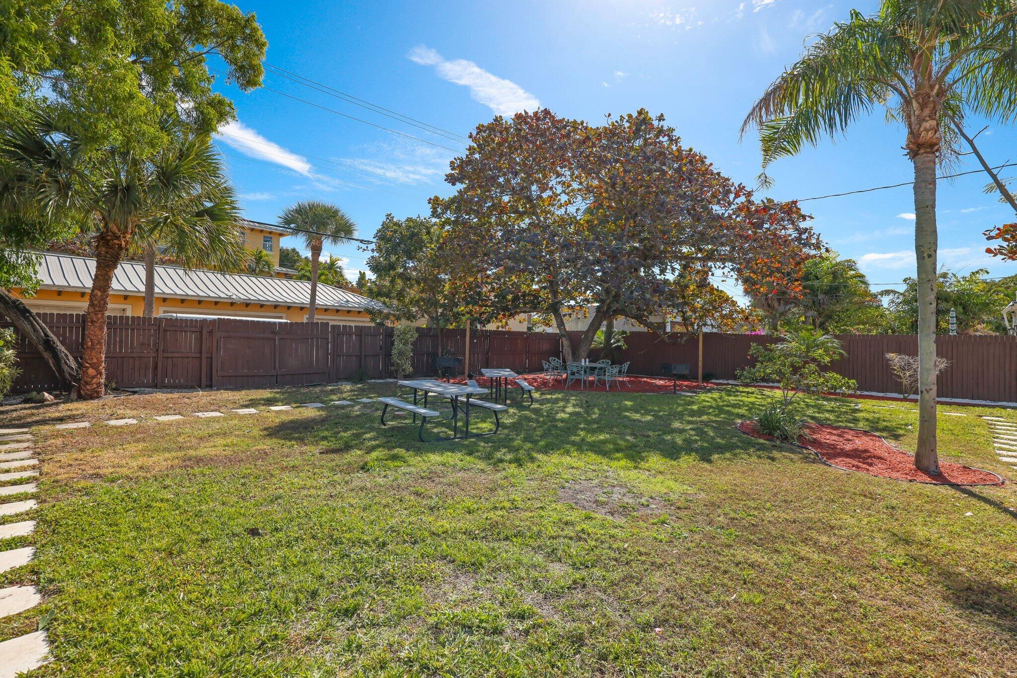 LAKE WORTH TOWN OF ADD 1 - Residential Income